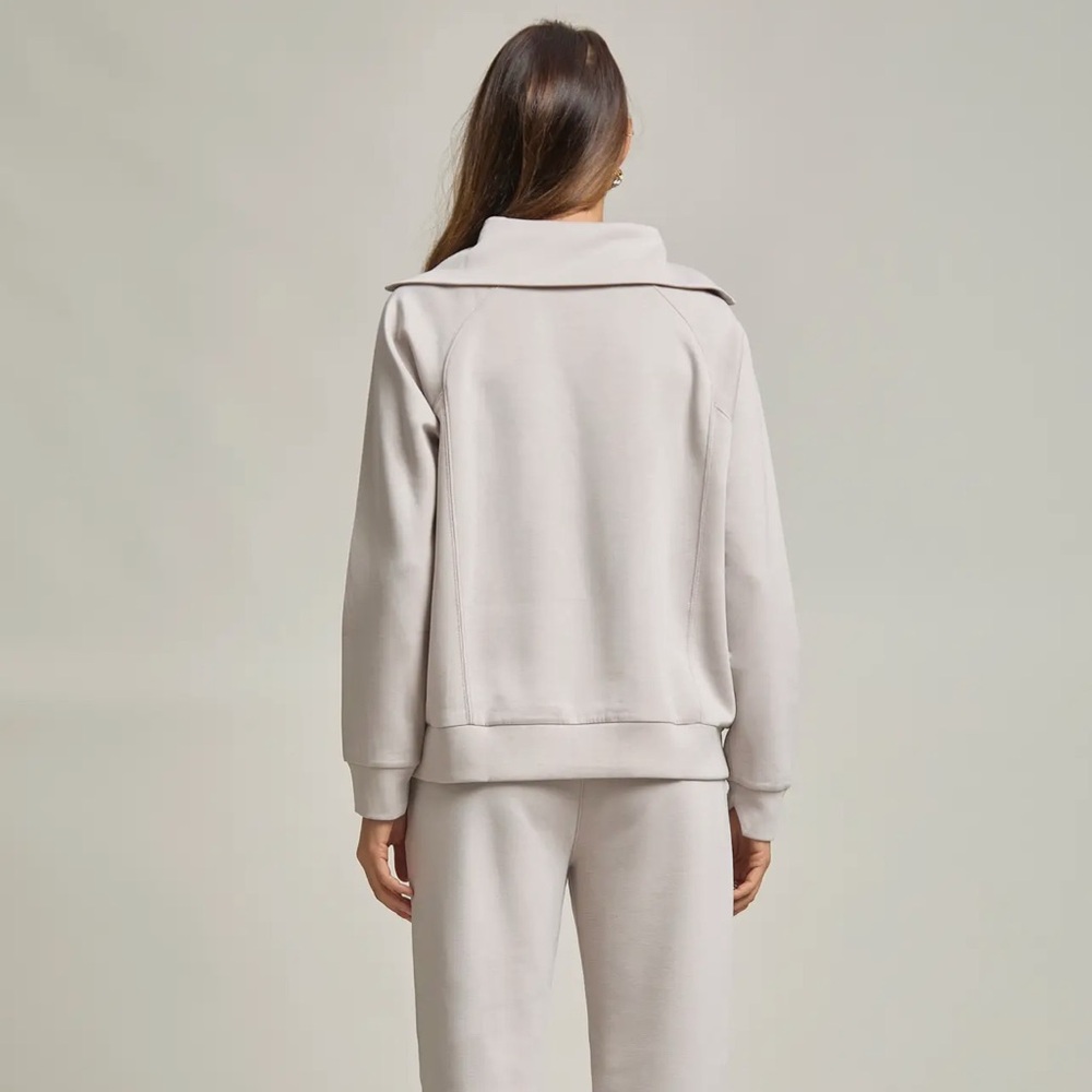 Elegant Beige/Grey Women's Three Quarter Zip and Joggers - Picture 5 of 6